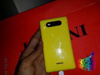 Nokia lumia 820