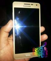 Samsung A5 Gold Lollipop Version